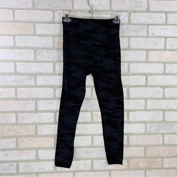 Athleta Elation Camo 7/8 Tight Leggings Size XS - Picture 7 of 11